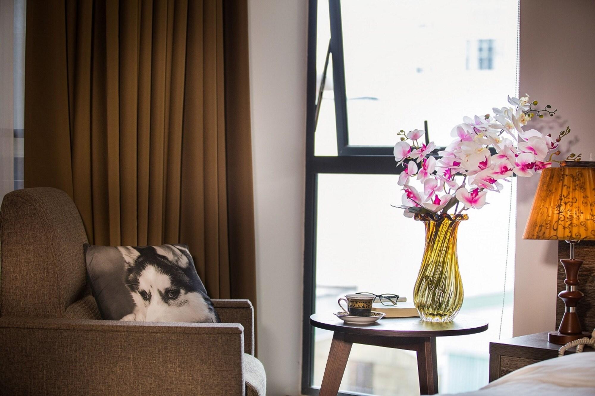 My Linh Hotel Hanoi Exterior photo