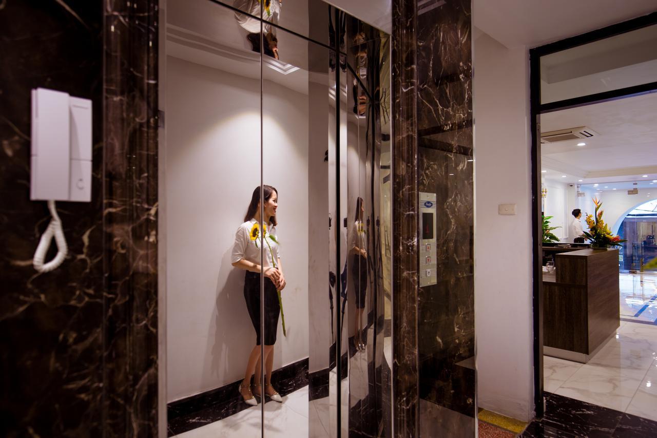 My Linh Hotel Hanoi Exterior photo